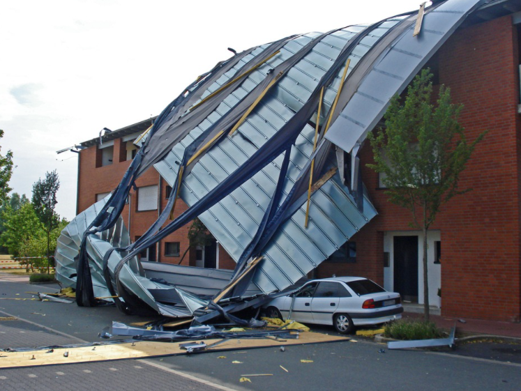 Roof Repairing Tips after Storm